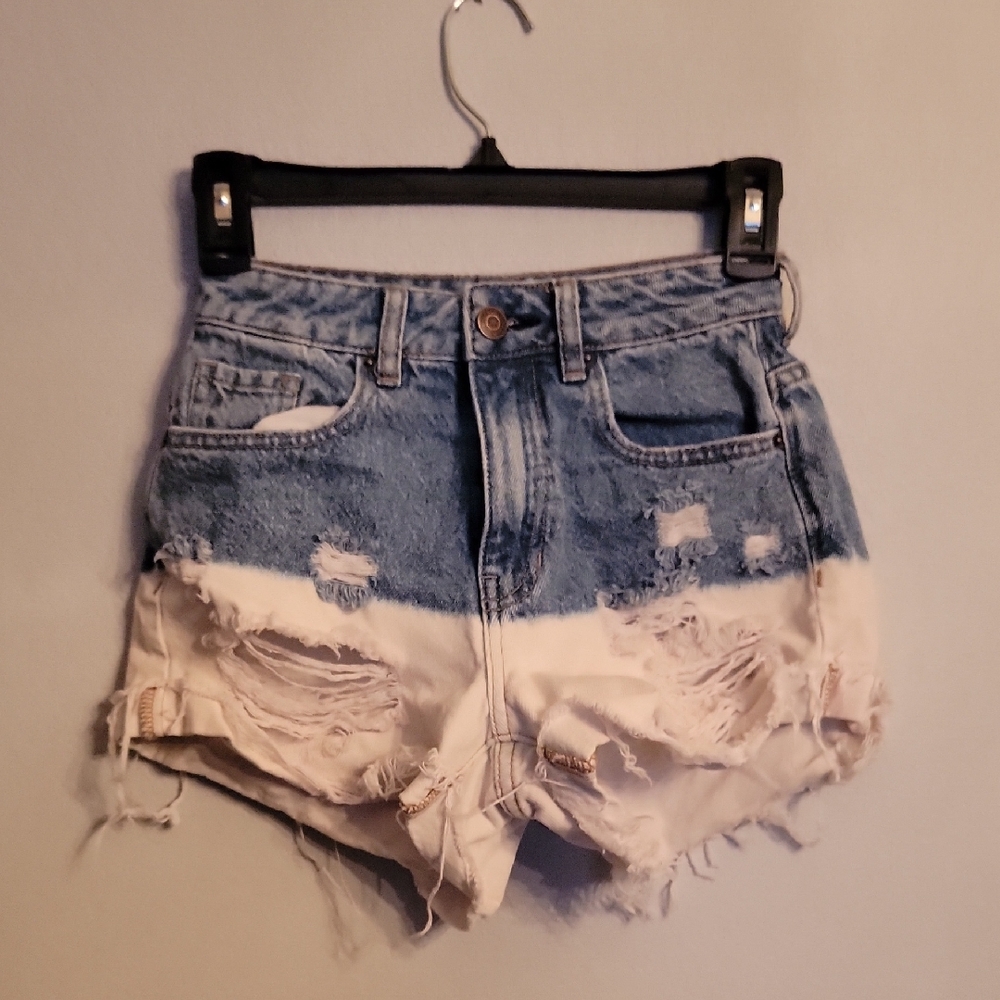 PacSun Blue and White Jean Shorts with Distressed Hem Preowned.